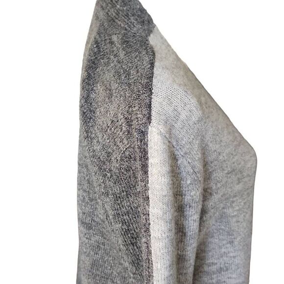 BB Dakota Steve Madden Ladies Size Large Two Tone Gray Button Down Cardigan - Picture 2 of 6